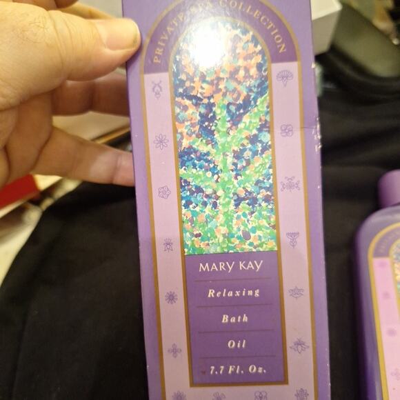 Mary Kay Private Spa Collection Relaxing Bath Oil 7.7 Oz Discontinued - Picture 2 of 6